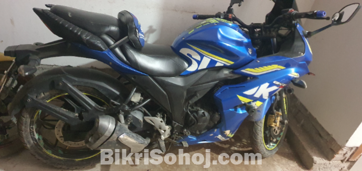 Suzuki gixxer sf